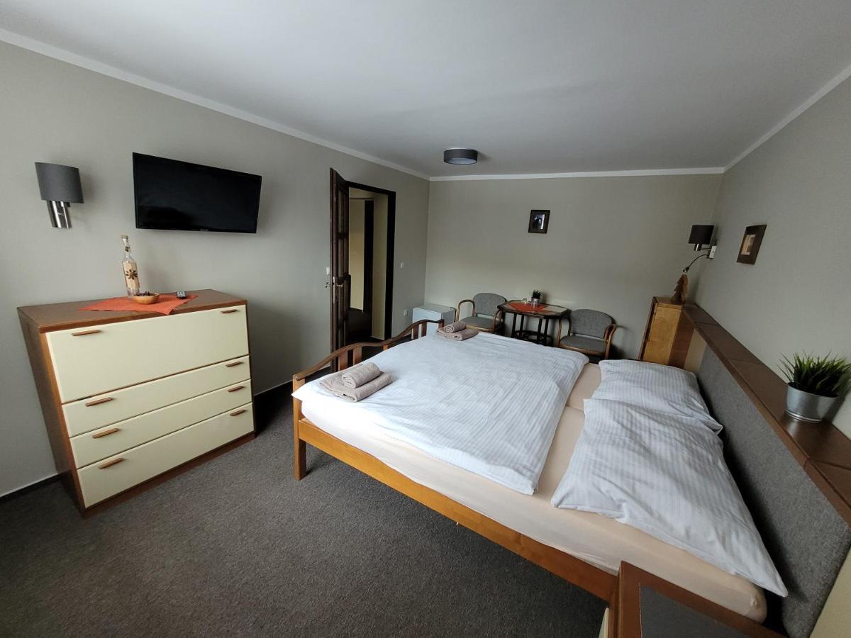 Hotel Stary Mlyn Jesenik Ngoại thất bức ảnh