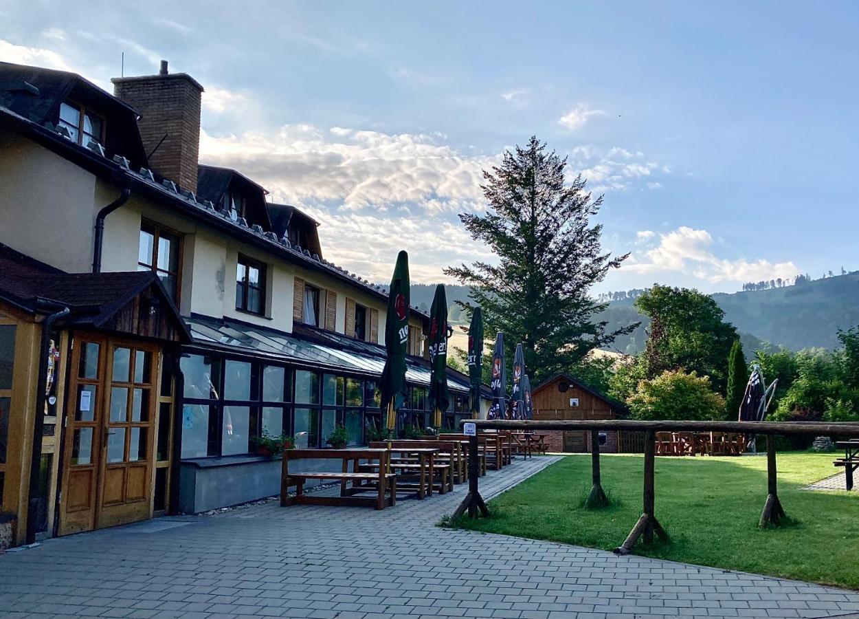 Hotel Stary Mlyn Jesenik Ngoại thất bức ảnh