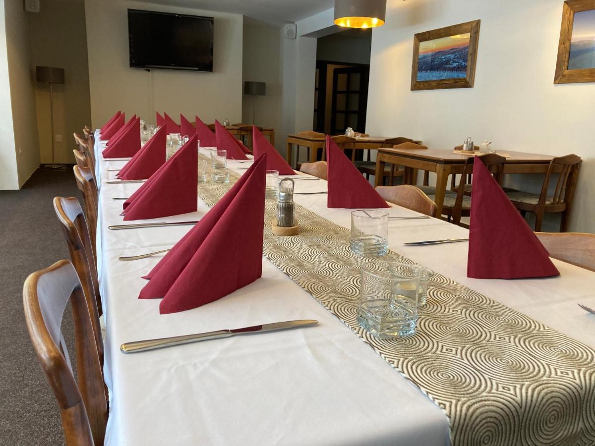 Hotel Stary Mlyn Jesenik Ngoại thất bức ảnh